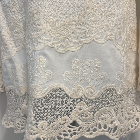 DEMOCRACY BOHO top crochet embroidery flared sleeves cream size small - Picture 3 of 9